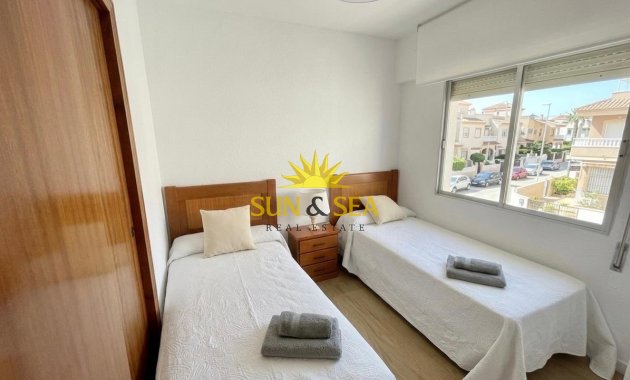 Location à long terme - Appartement - Orihuela Costa - Punta Prima