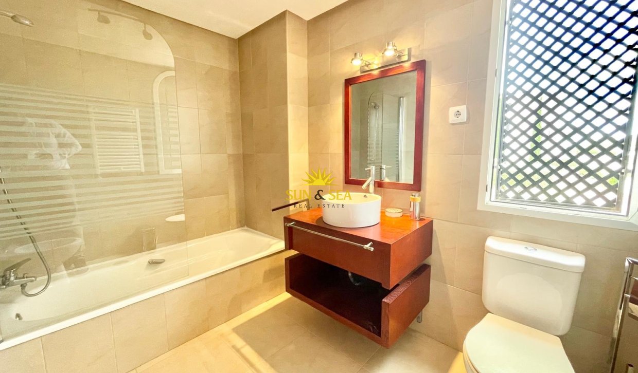 Долгосрочная аренда - Apartment - San Cayetano - La Torre Golf