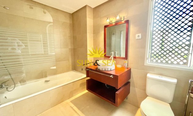Долгосрочная аренда - Apartment - San Cayetano - La Torre Golf