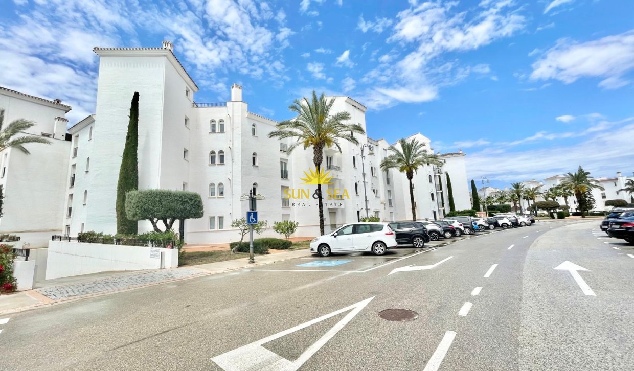 Долгосрочная аренда - Apartment - San Cayetano - La Torre Golf