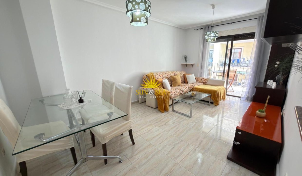 Alquiler a largo plazo - Apartamento - Torrevieja - Playa Los Naufragos