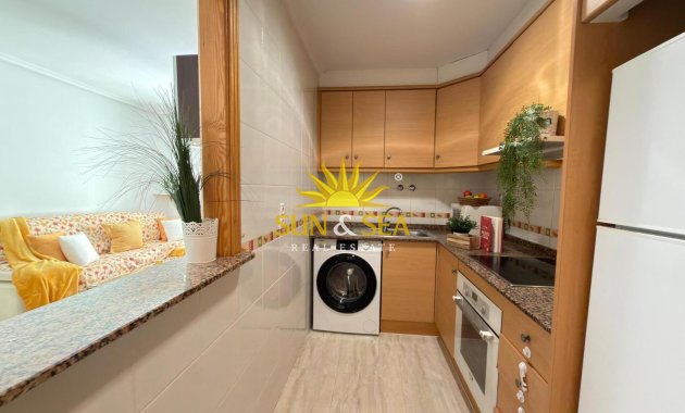 Alquiler a largo plazo - Apartamento - Torrevieja - Playa Los Naufragos