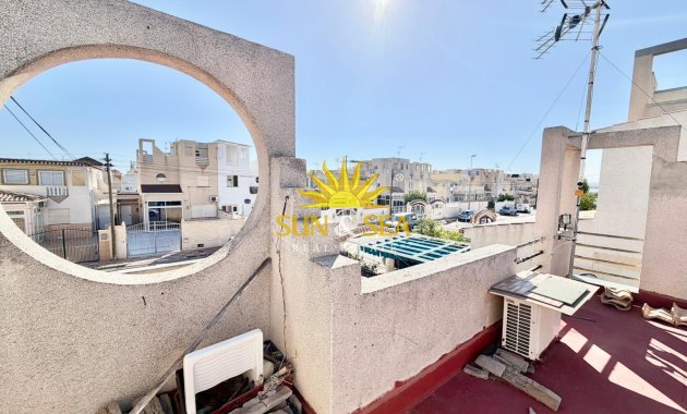 Resale - Villa - Torrevieja - torrevieja