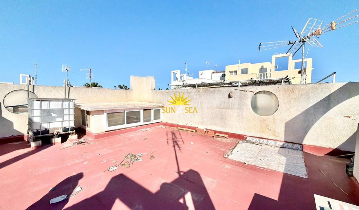 Resale - Villa - Torrevieja - torrevieja