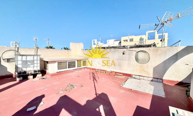 Resale - Villa - Torrevieja - torrevieja