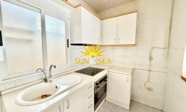 Resale - Villa - Torrevieja - torrevieja