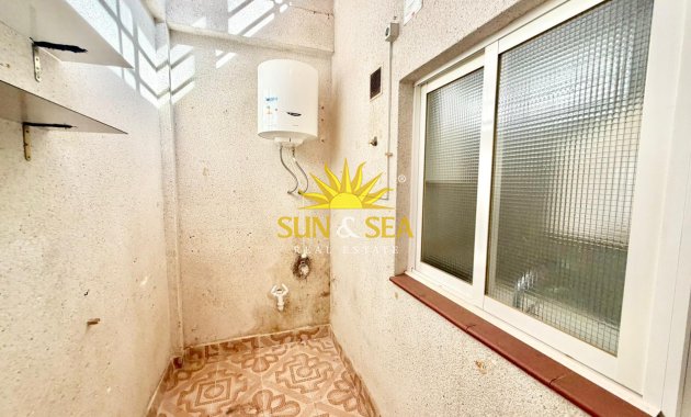 Resale - Villa - Torrevieja - torrevieja