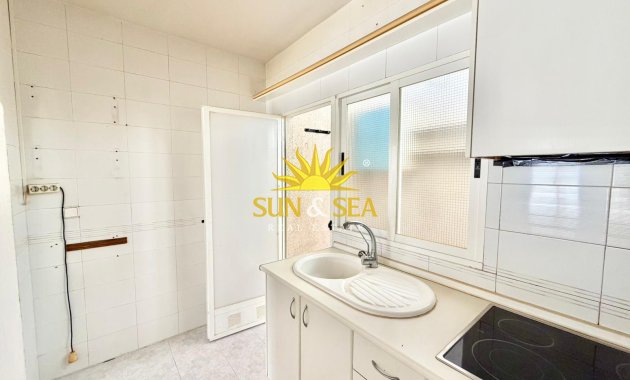 Resale - Villa - Torrevieja - torrevieja