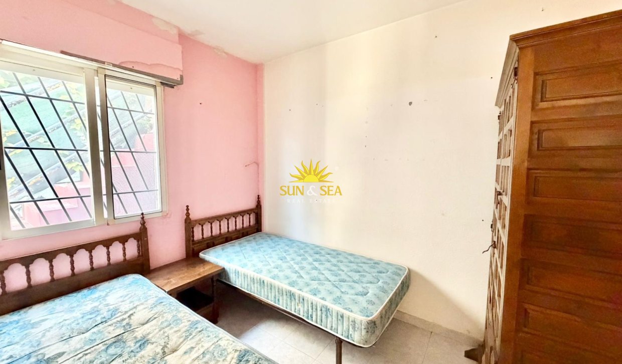 Resale - Villa - Torrevieja - torrevieja