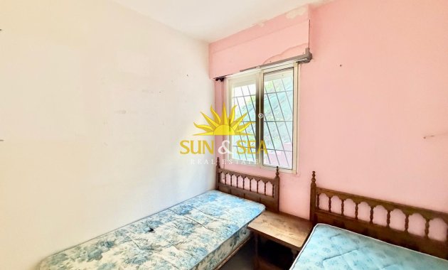 Resale - Villa - Torrevieja - torrevieja