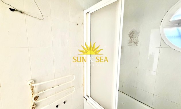 Resale - Villa - Torrevieja - torrevieja