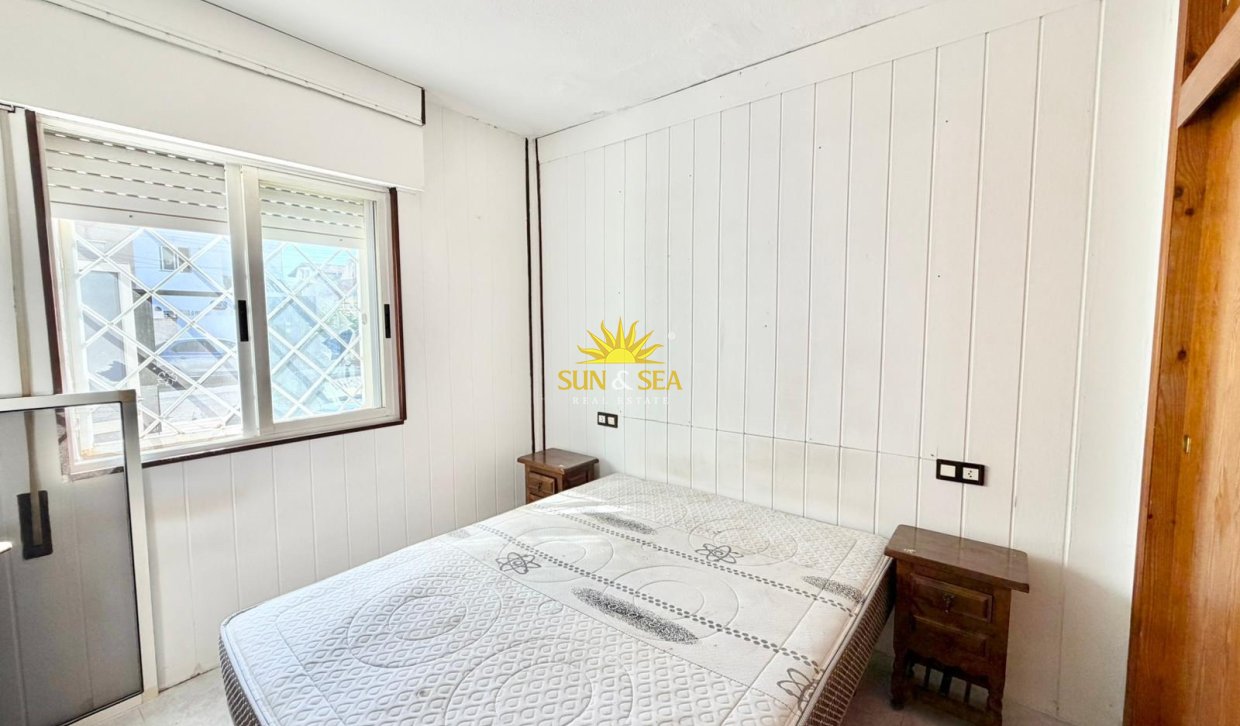 Resale - Villa - Torrevieja - torrevieja