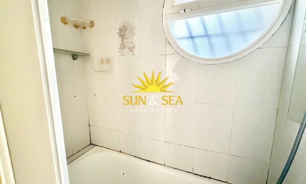 Resale - Villa - Torrevieja - torrevieja