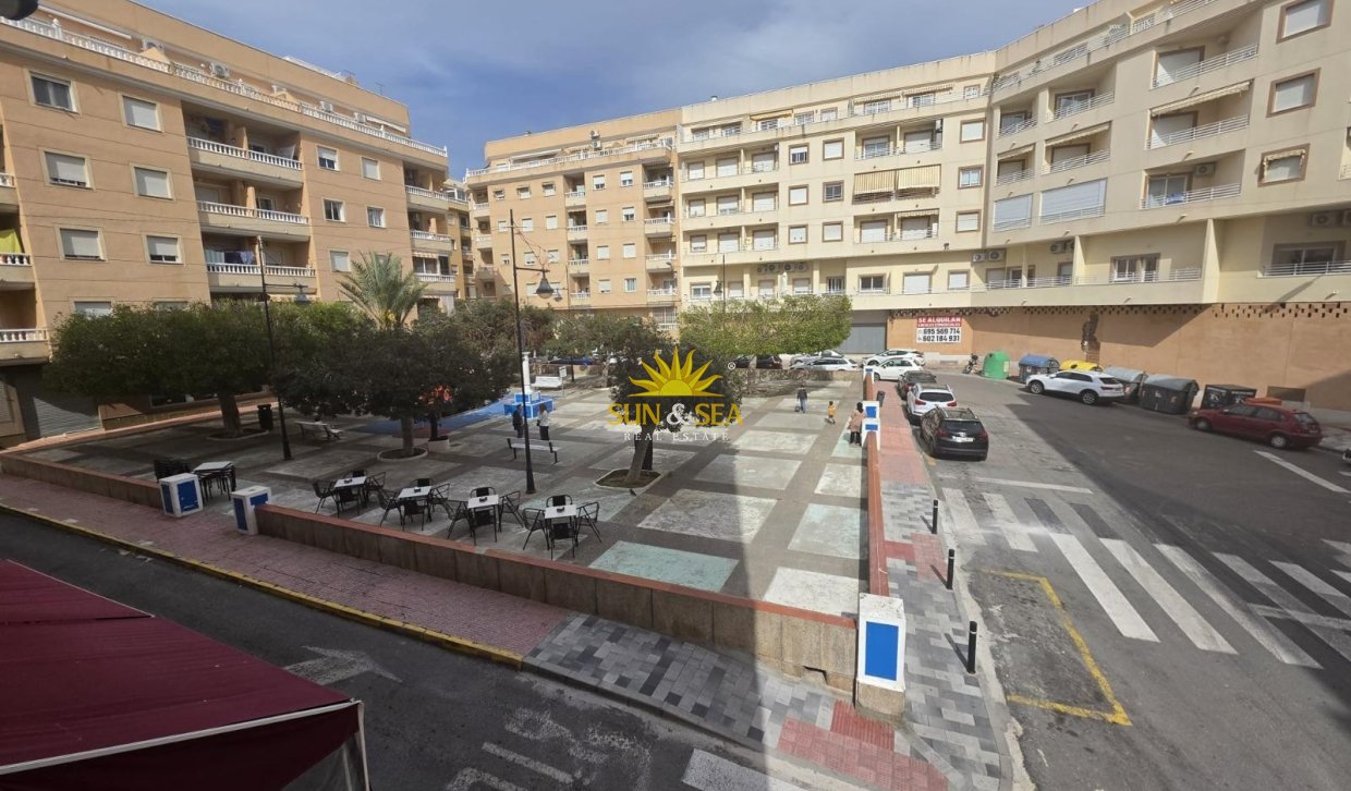 Revente - Appartement - Torrevieja - El molino