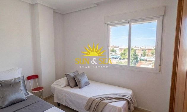 Revente - Appartement - Torrevieja - El molino