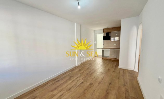 Wiederverkauf - Townhouse - Torrevieja - Parque de las Naciones