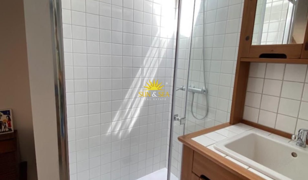 Alquiler a largo plazo - Estudio -  - Alicante (Alacant)