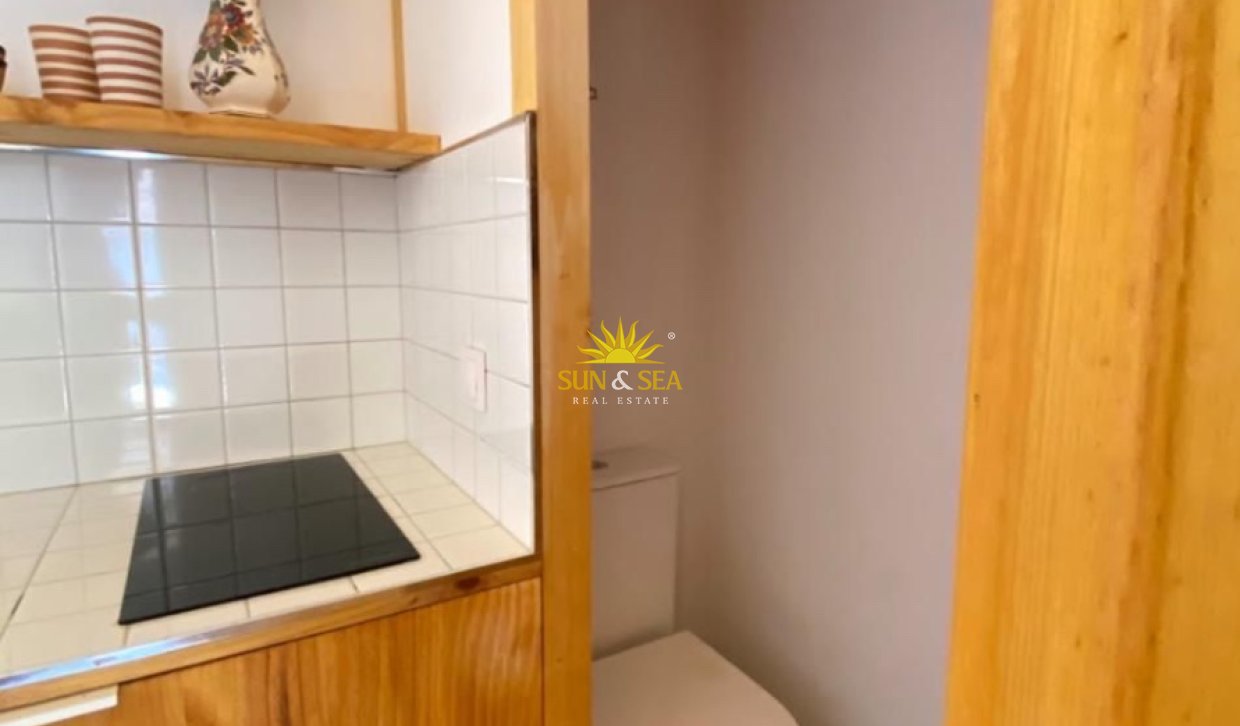 Alquiler a largo plazo - Estudio -  - Alicante (Alacant)