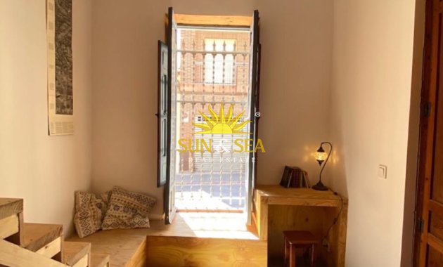 Alquiler a largo plazo - Estudio -  - Alicante (Alacant)