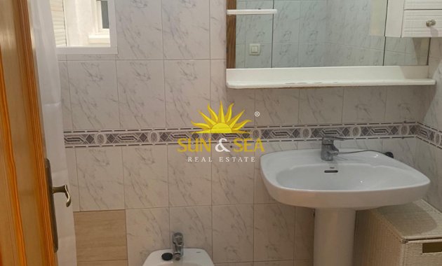 Alquiler a largo plazo - Apartamento - Torrevieja - Playa del Cura