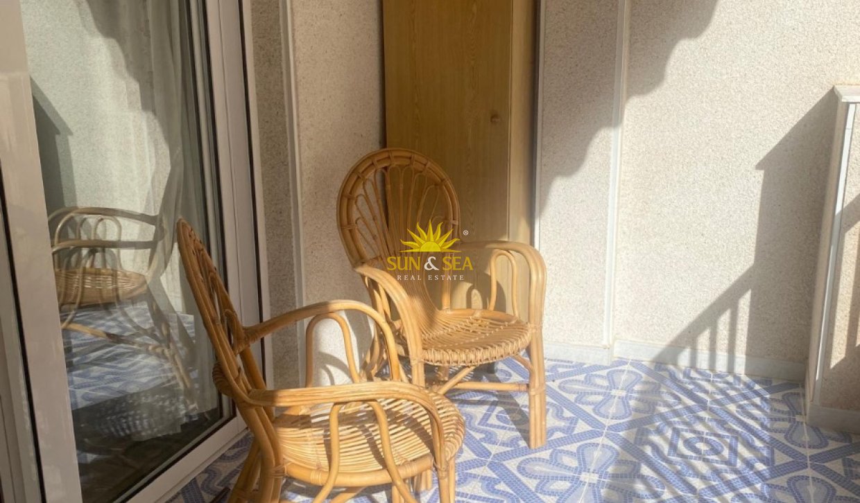 Alquiler a largo plazo - Apartamento - Torrevieja - Playa del Cura