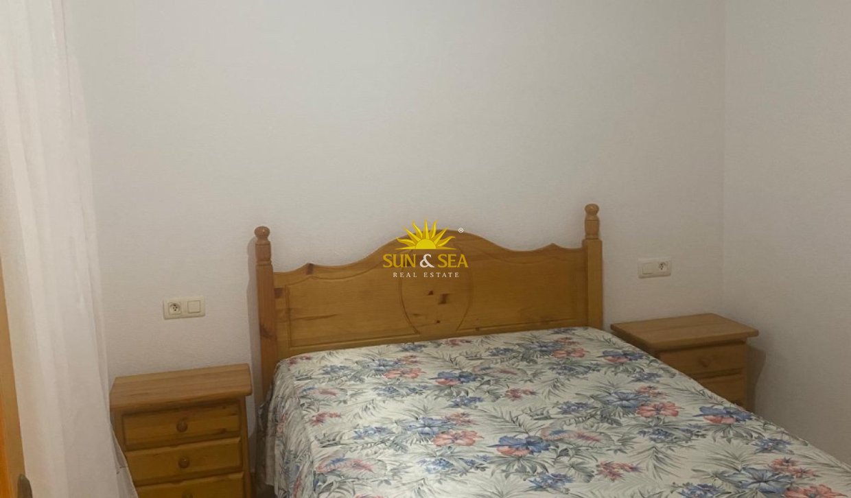 Alquiler a largo plazo - Apartamento - Torrevieja - Playa del Cura