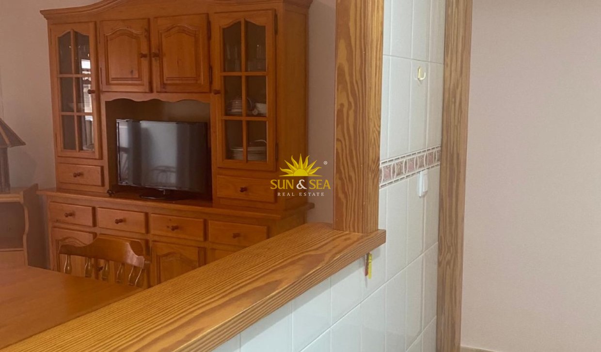 Alquiler a largo plazo - Apartamento - Torrevieja - Playa del Cura