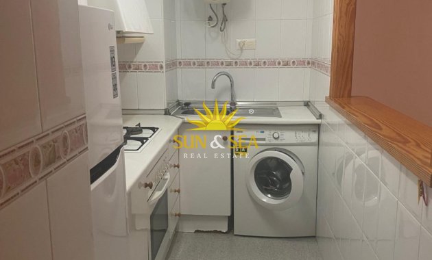 Alquiler a largo plazo - Apartamento - Torrevieja - Playa del Cura