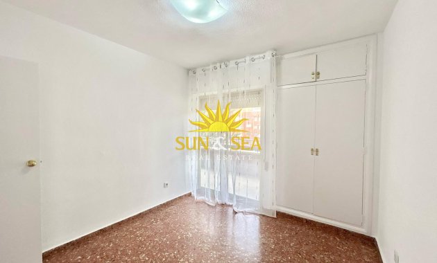 Langfristige Vermietung - Wohnung - 