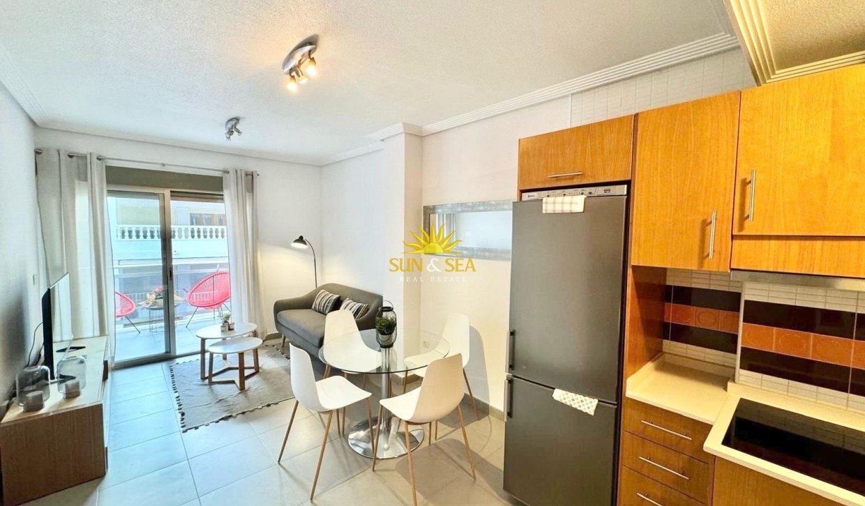 Alquiler a largo plazo - Apartamento - Guardamar del Segura - guardamar del segura