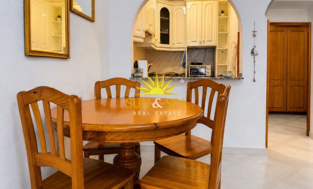 Resale - Apartment - Torrevieja - torrevieja