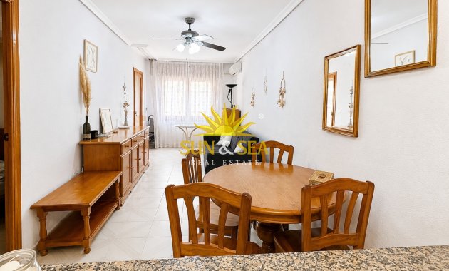 Resale - Apartment - Torrevieja - torrevieja