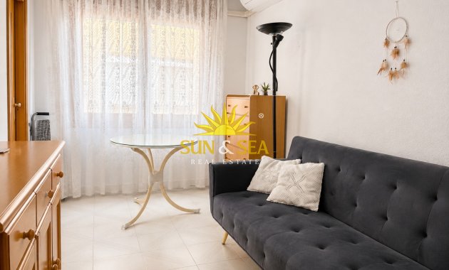 Resale - Apartment - Torrevieja - torrevieja