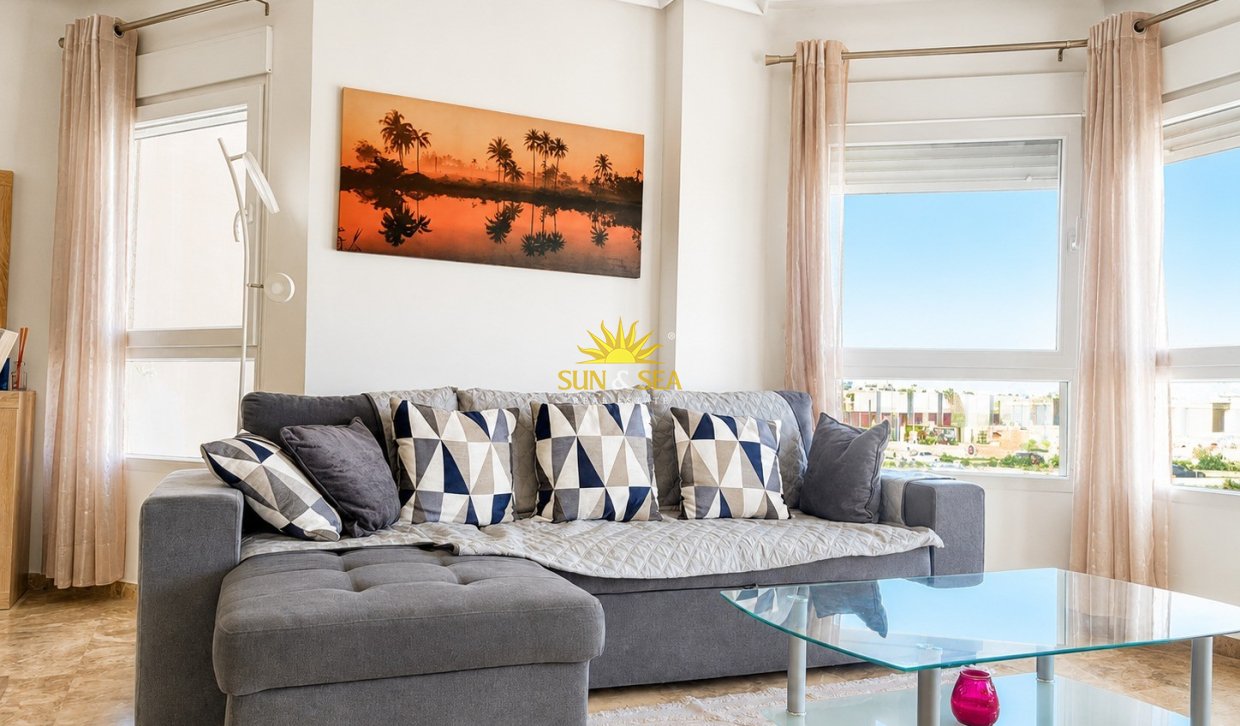 Wiederverkauf - Wohnung - Orihuela Costa - Punta Prima