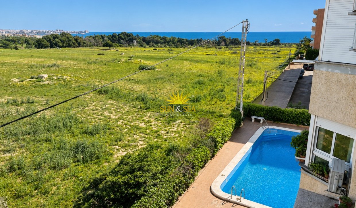 Wiederverkauf - Wohnung - Orihuela Costa - Punta Prima