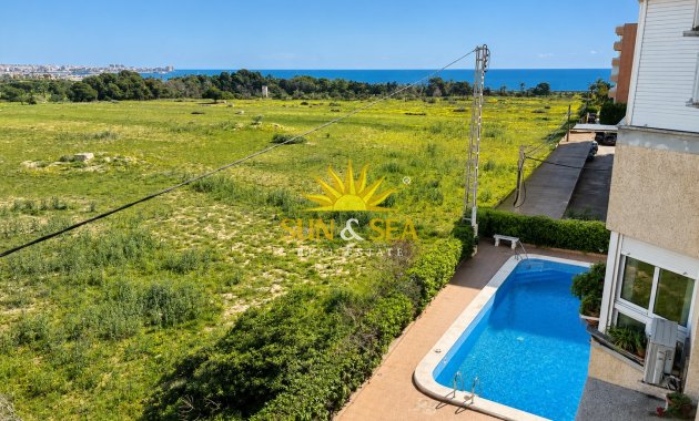 Wiederverkauf - Wohnung - Orihuela Costa - Punta Prima
