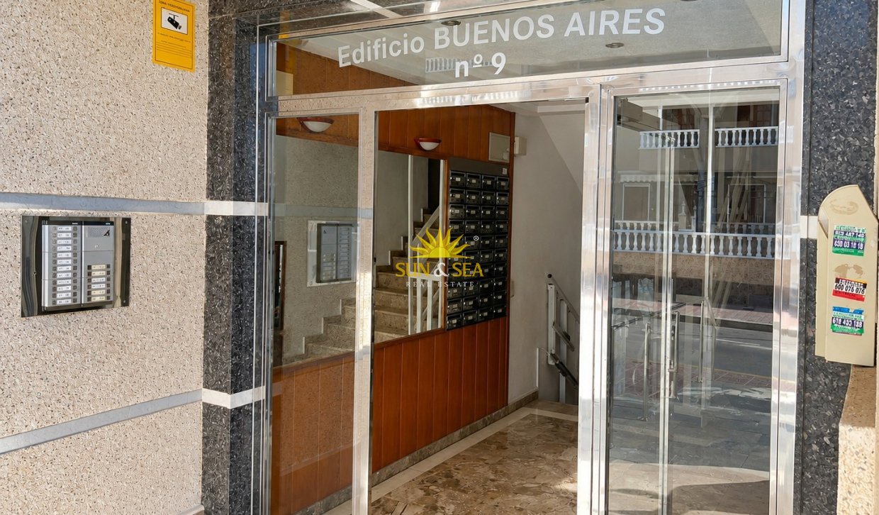 Wiederverkauf - Wohnung - Orihuela Costa - Punta Prima