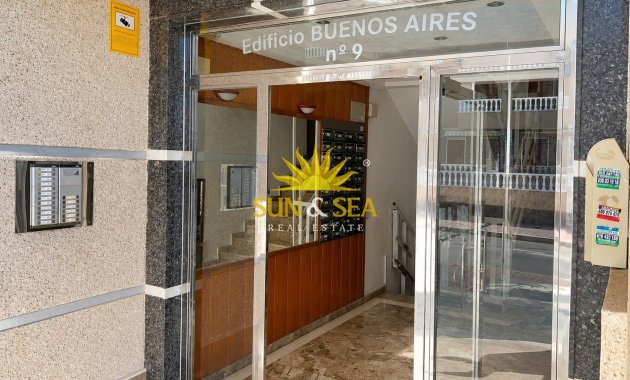 Wiederverkauf - Wohnung - Orihuela Costa - Punta Prima
