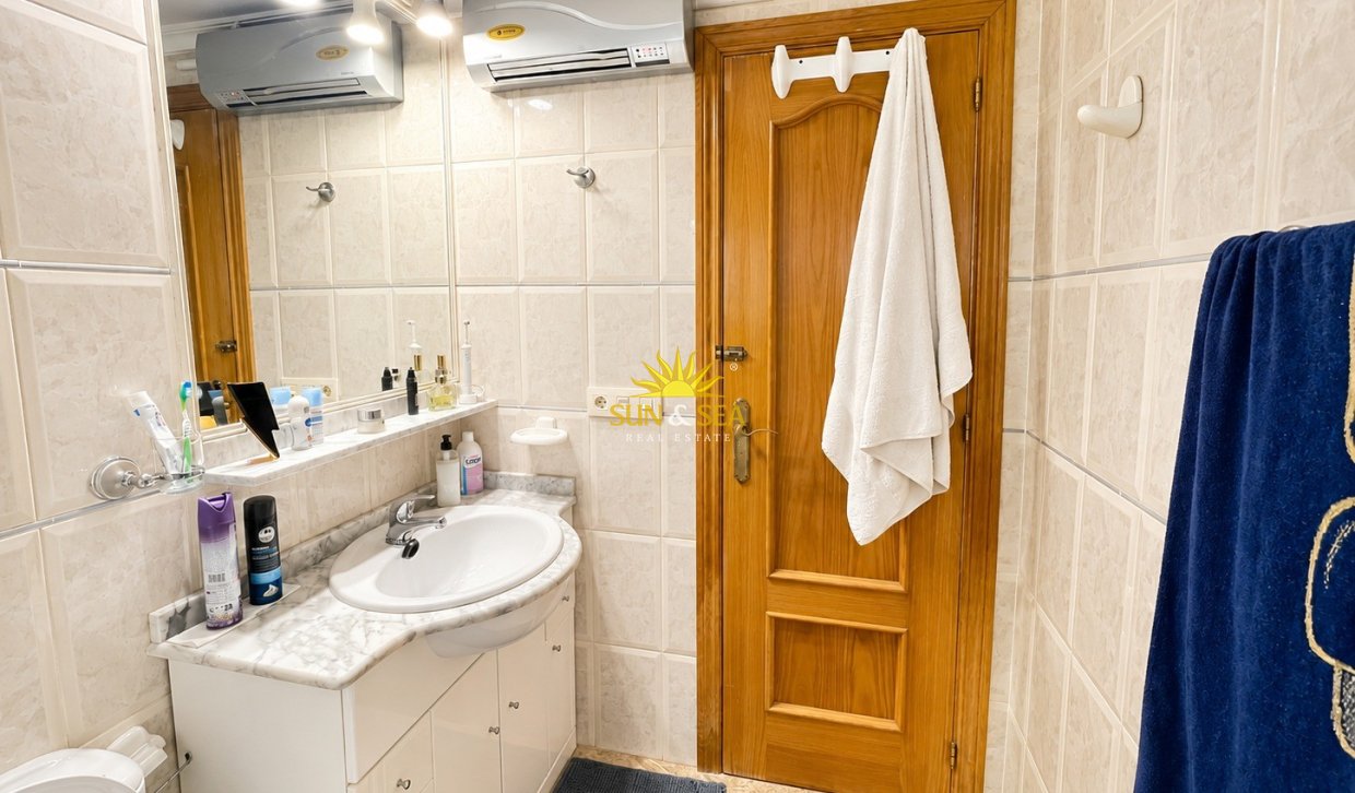 Wiederverkauf - Wohnung - Orihuela Costa - Punta Prima