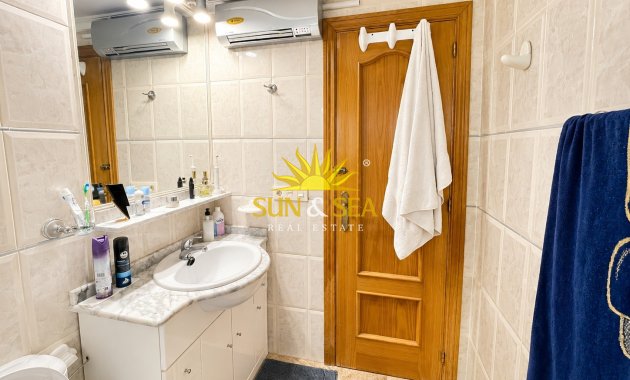 Wiederverkauf - Wohnung - Orihuela Costa - Punta Prima