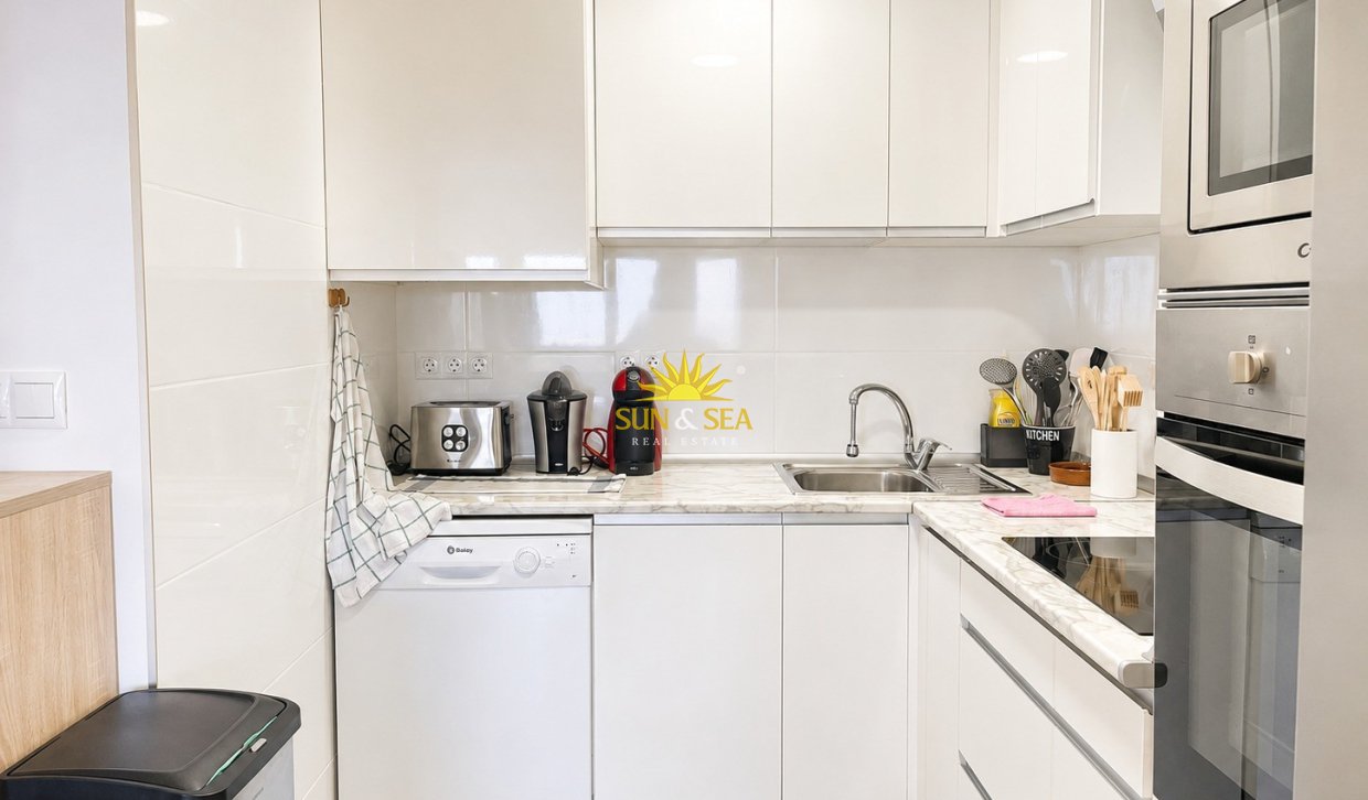 Wiederverkauf - Wohnung - Orihuela Costa - Punta Prima