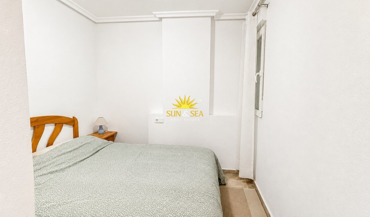 Wiederverkauf - Wohnung - Orihuela Costa - Punta Prima