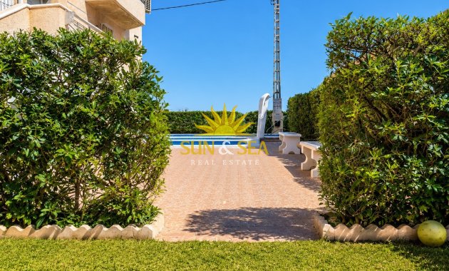 Wiederverkauf - Wohnung - Orihuela Costa - Punta Prima