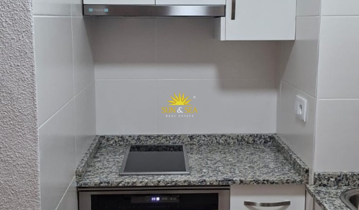 Alquiler a largo plazo - Apartamento - Torrevieja - Playa del Cura