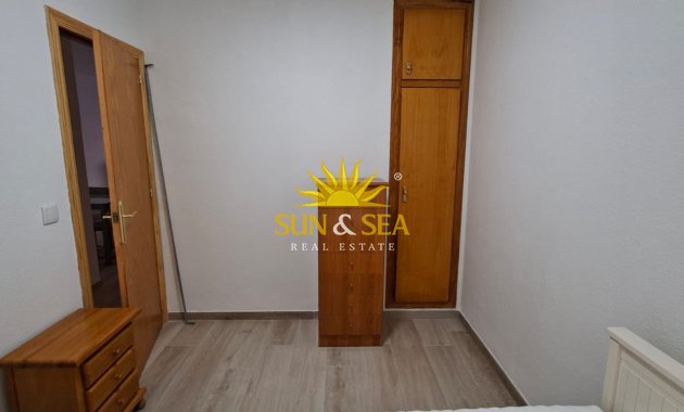 Alquiler a largo plazo - Apartamento - Torrevieja - Playa del Cura