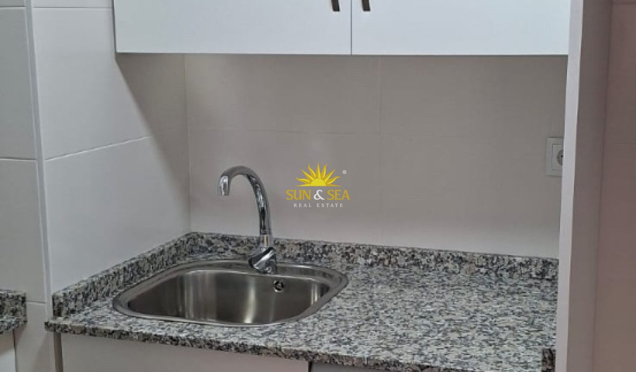 Alquiler a largo plazo - Apartamento - Torrevieja - Playa del Cura
