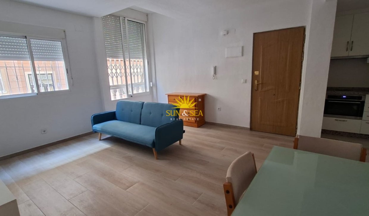 Alquiler a largo plazo - Apartamento - Torrevieja - Playa del Cura