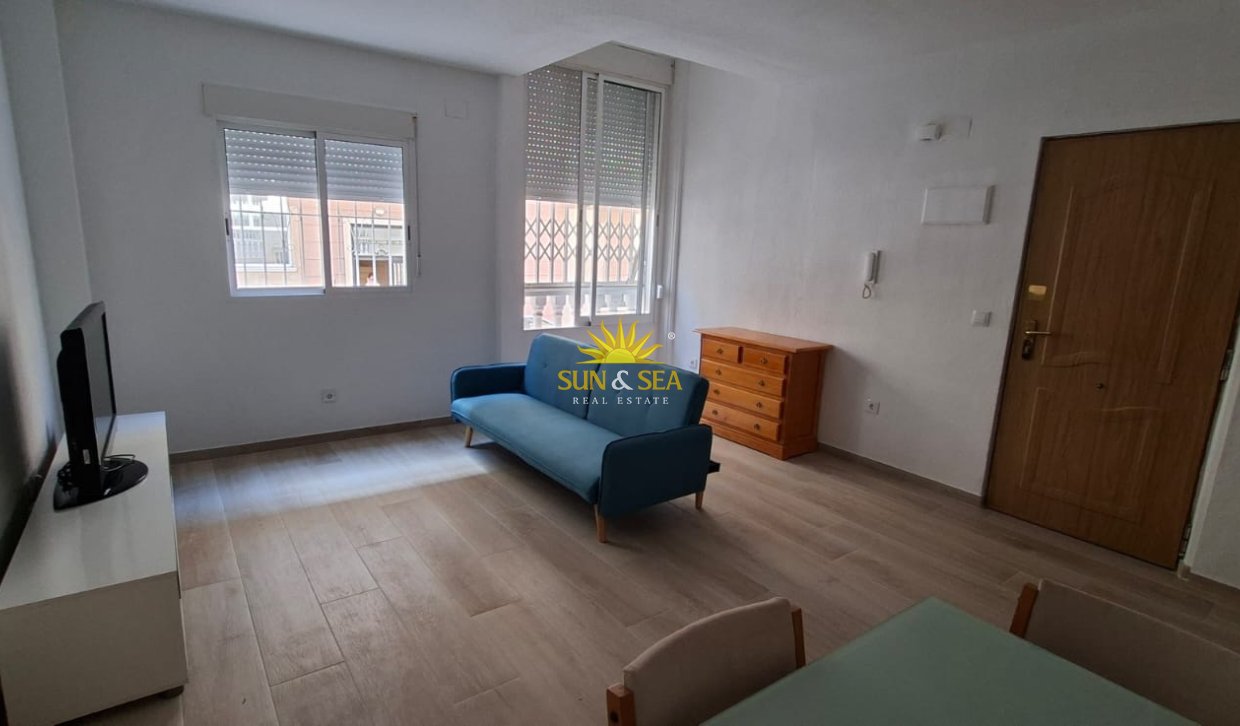 Alquiler a largo plazo - Apartamento - Torrevieja - Playa del Cura