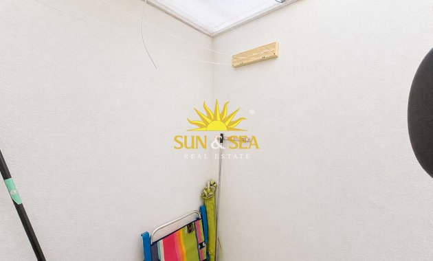Resale - Apartment - Torrevieja - torrevieja