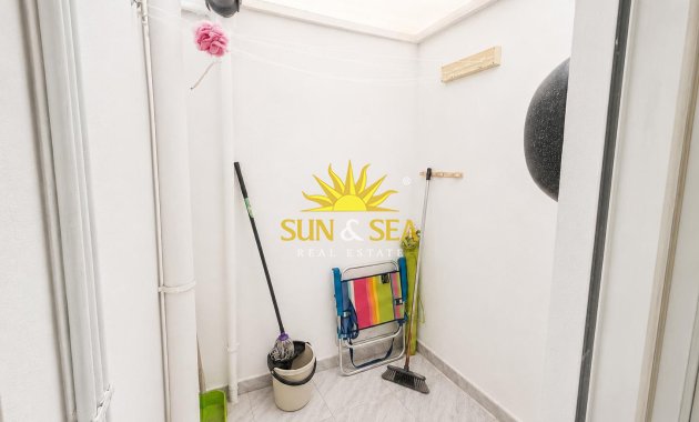 Resale - Apartment - Torrevieja - torrevieja